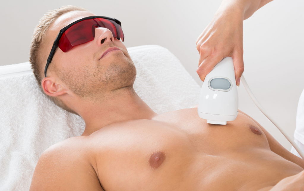 GYNECOMASTIE CRYOLIPOLYSE